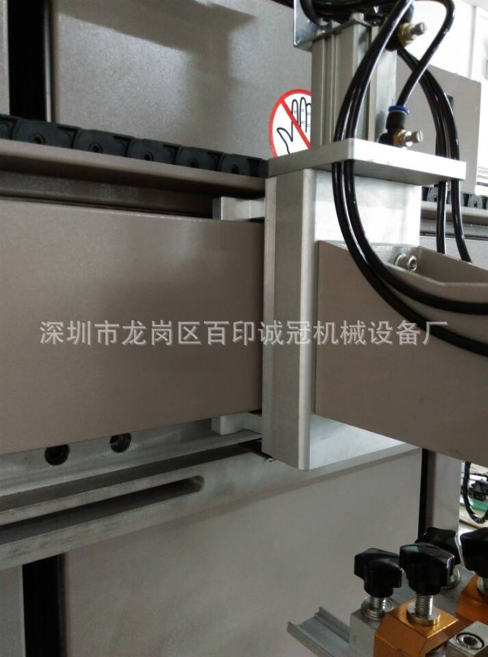 2071D9C313B051BA0497DCBA611DFF