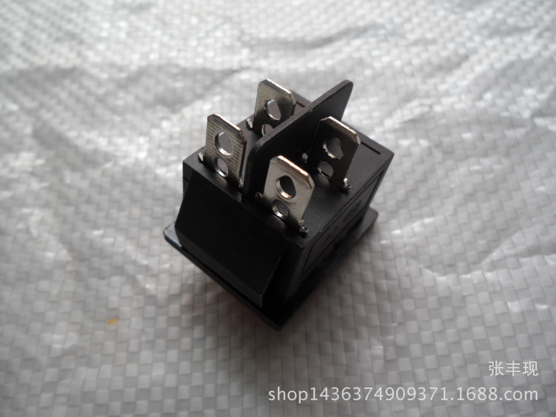 船型（四角）开关电热锅开关翘板开关 KCD4带灯船型开关