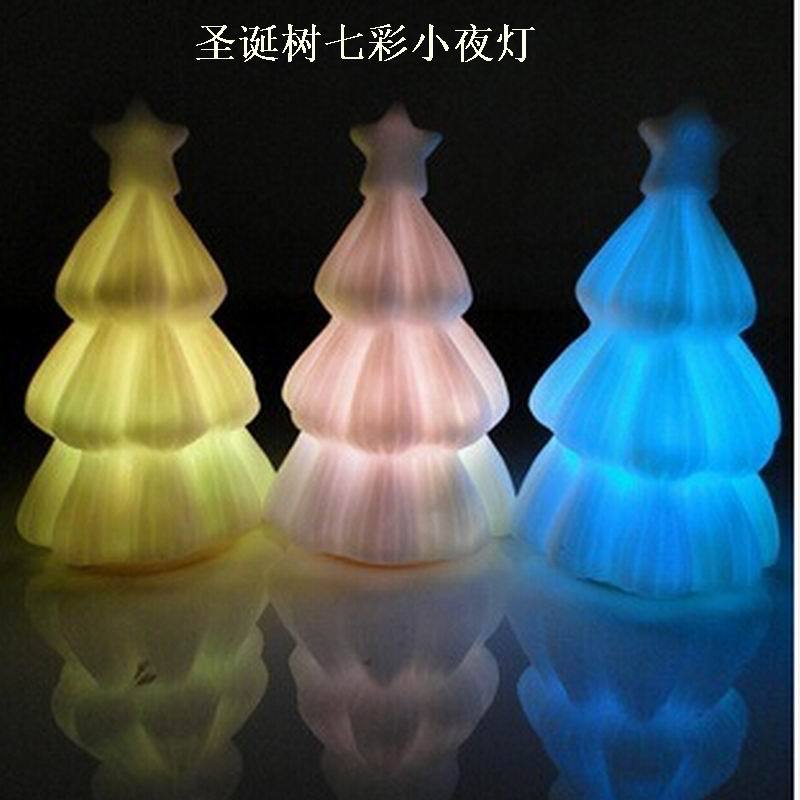 搪胶圣诞树小夜灯
