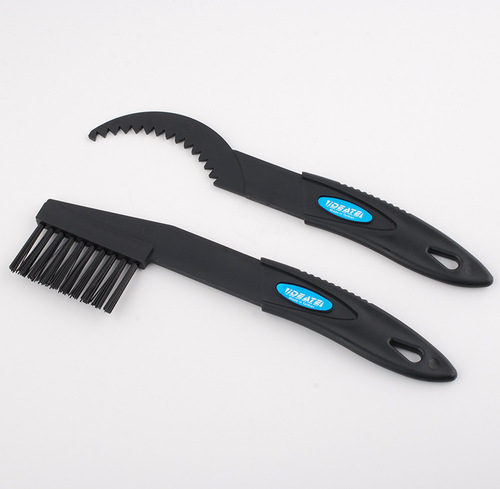 Bicycle chain cleaning brush, mountain bike cassette and chainring cleaning tool, single bike maintenance and cleaning brush