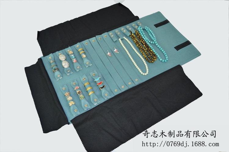 2218267750_125948664