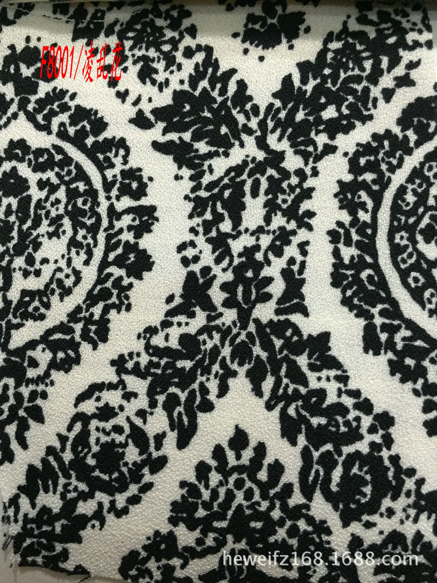 厂价直销F8001现货供应 乱麻凌乱花印花时尚服装涤纶阳光麻面料