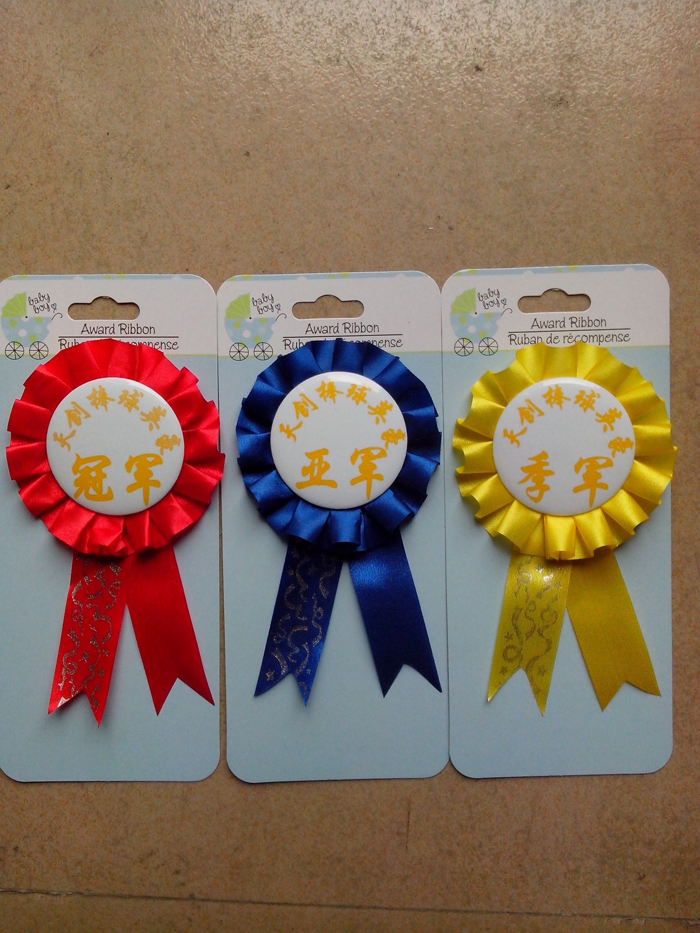 马口铁胸章 塑胶底 DIY胸章 缎带胸章 丝带胸章 个性DIY阿里巴巴