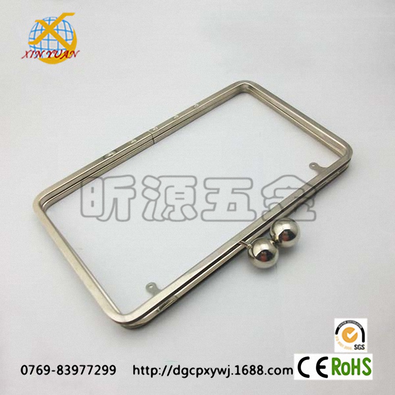 厂家供应 不锈钢手袋较 钱包五金铰 钱包五金夹定制