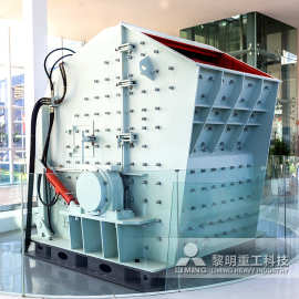 方解石破碎机 反击破碎机生产线图片 1214反击破的板锤多重