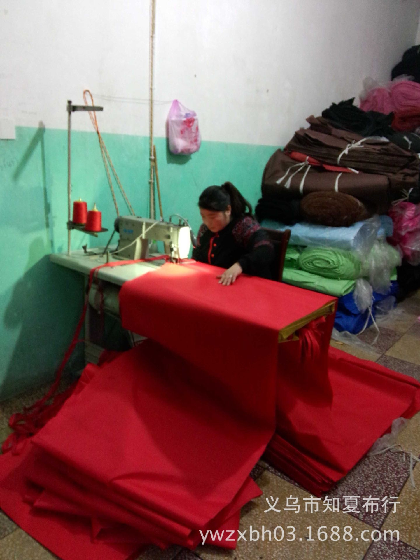 辅料厂生产照片