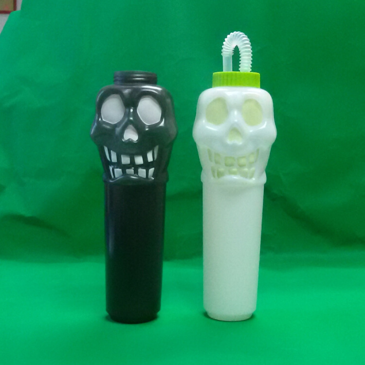 厂家供应创意骷髅头运动水壶 750ML塑料赠品广告水壶 可定制