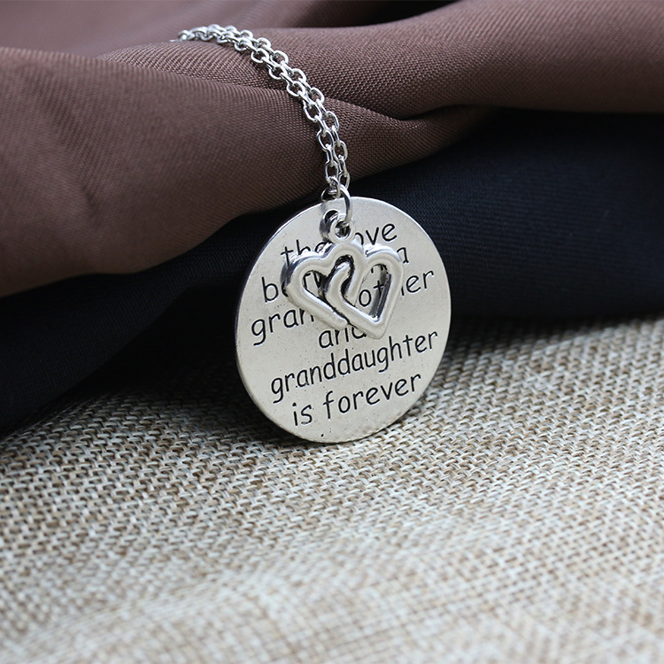 Engraved English Letters Round Love Letters Grandmother Pendant Necklace display picture 8