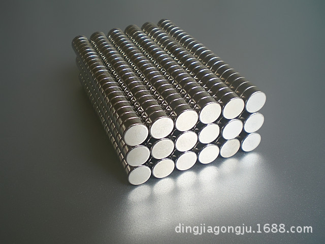 供应优质12x5mm镀镍强磁 钕铁硼强力磁铁 圆形磁石吸铁石磁钢