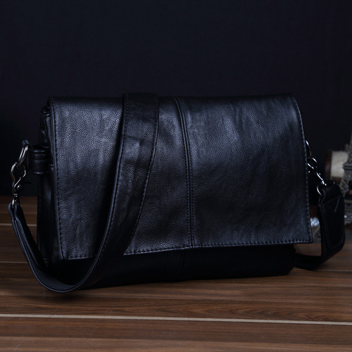 Wholesale Korean style new men's bag shoulder bag men's pu leather bag crossbody bag business casual versatile envelope bag
