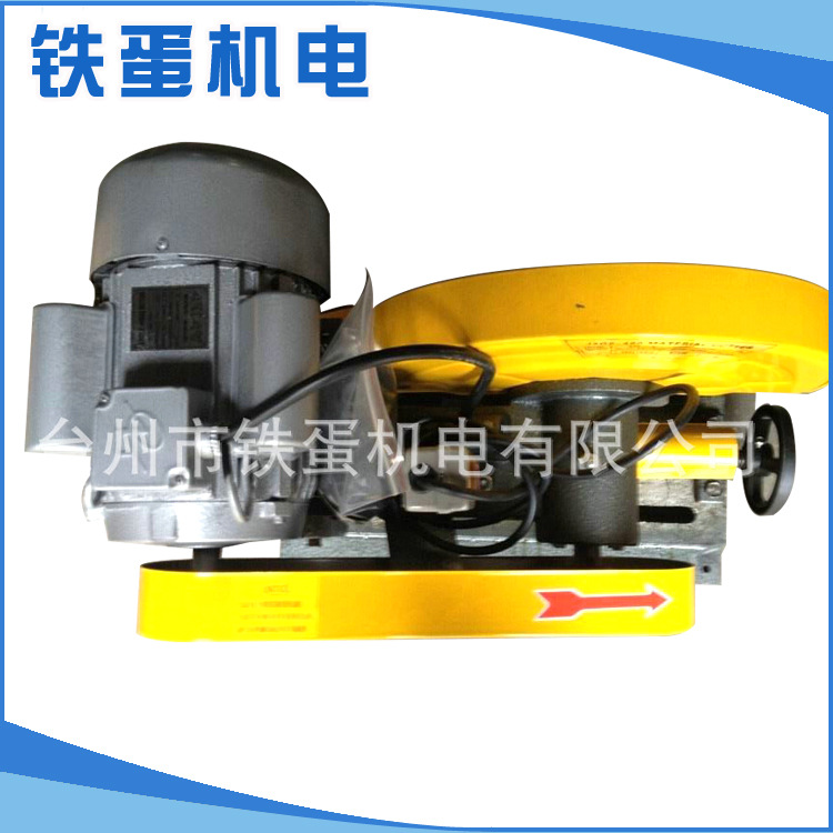 厂家供应 2.2千瓦平板振动切割机  全铜线路面机械