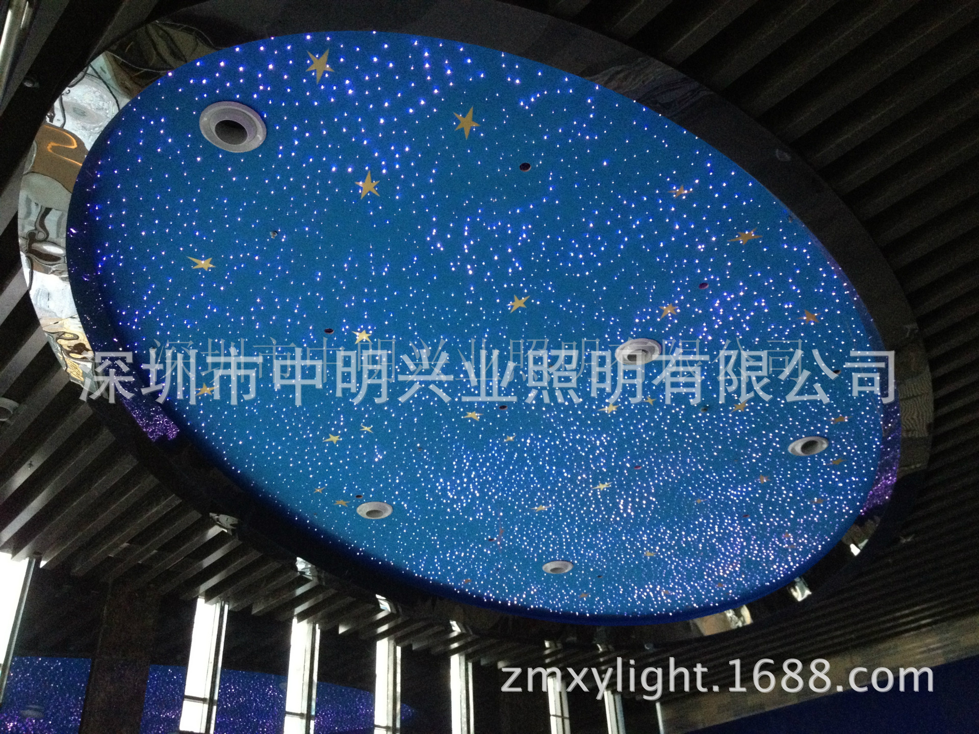 ���ҹ�ӦӰԺ���ù��˵������ǵ����ʻ��컨LED�߲ʱ�ɫ�ǿն�