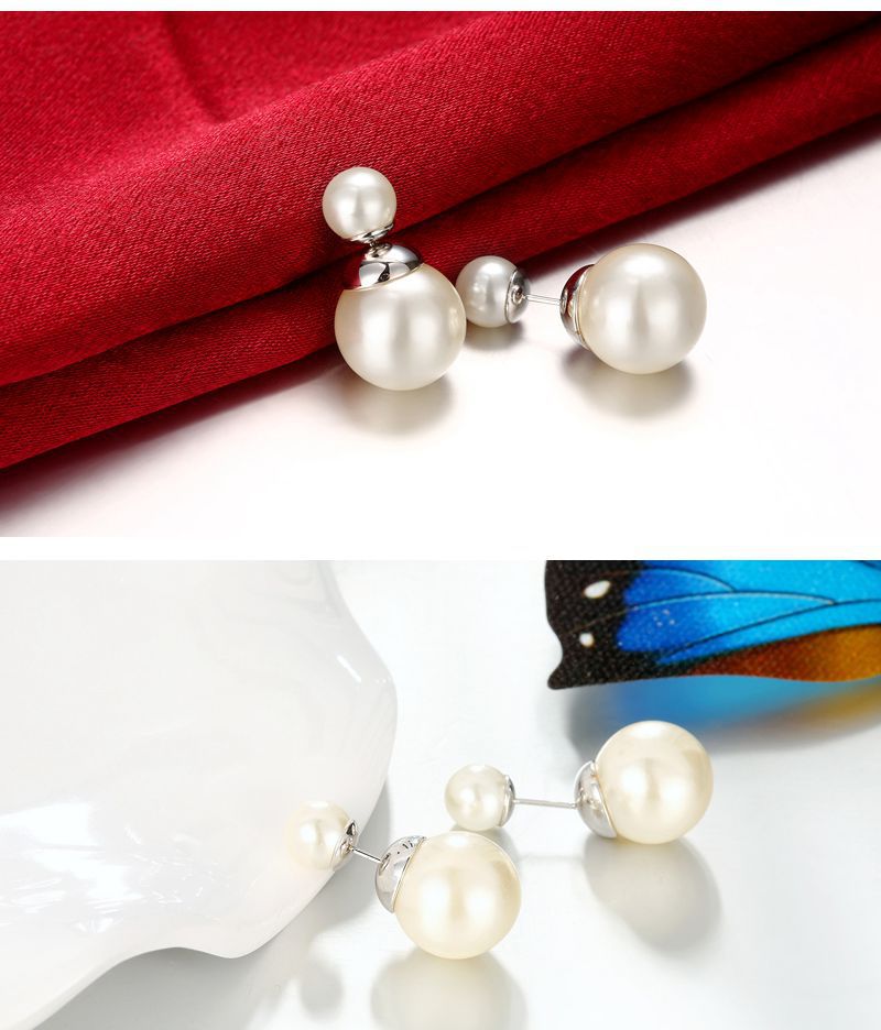 Fashion Geometric Alloy Plating Artificial Pearls Women's Ear Studs 1 Pair display picture 1