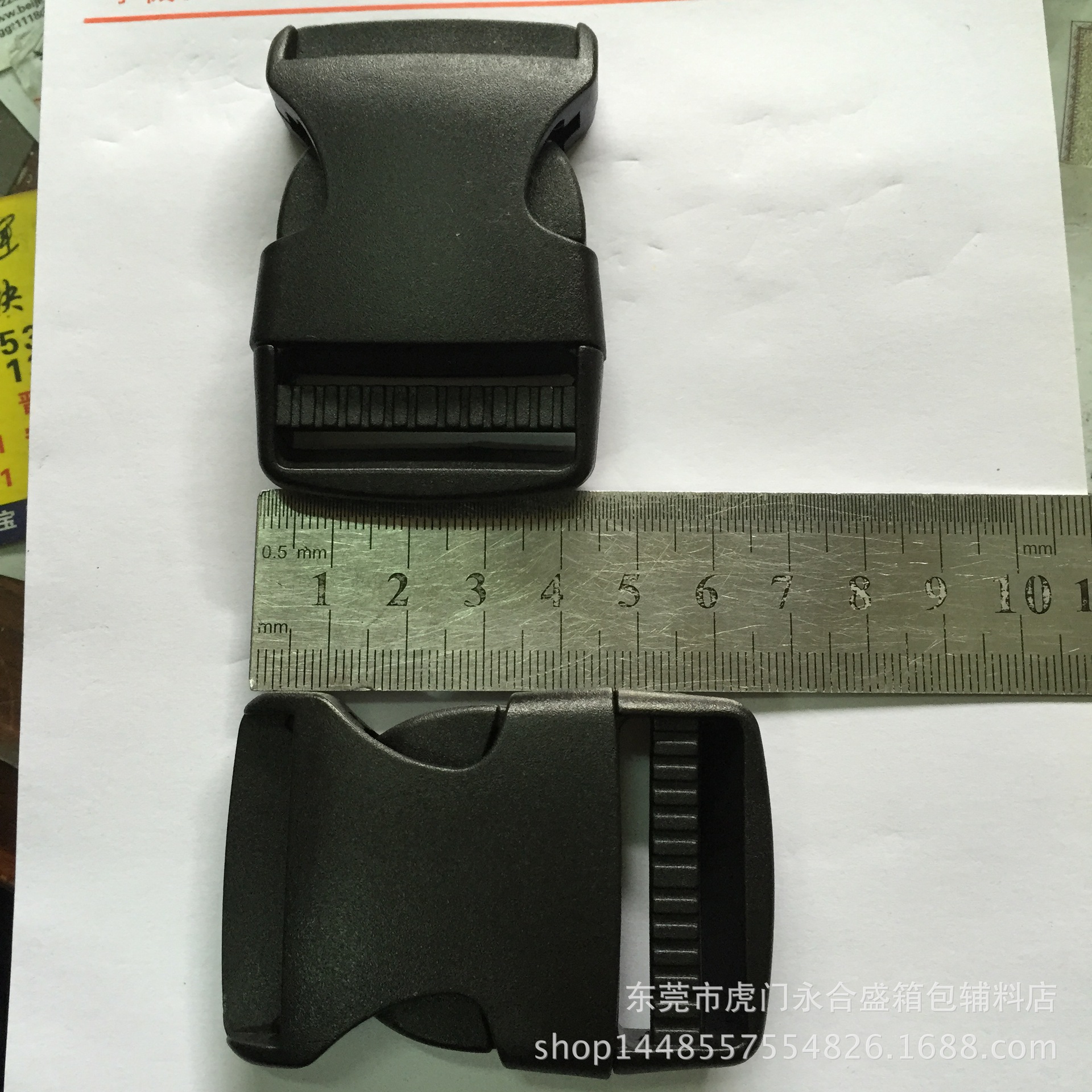 High quality polyoxymethylene, plastic bag accessory with clasp, 1inch