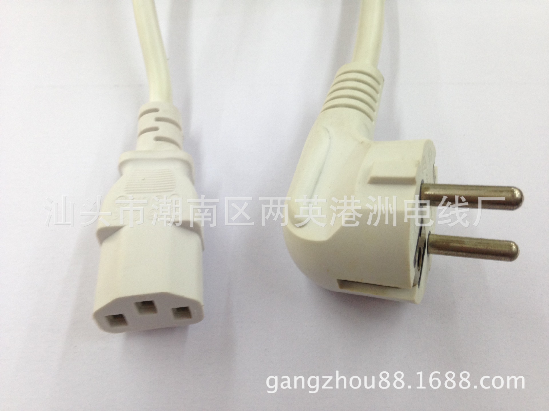 白色欧标双头电源线 品字尾插头线 欧式欧规三芯电动机器电线