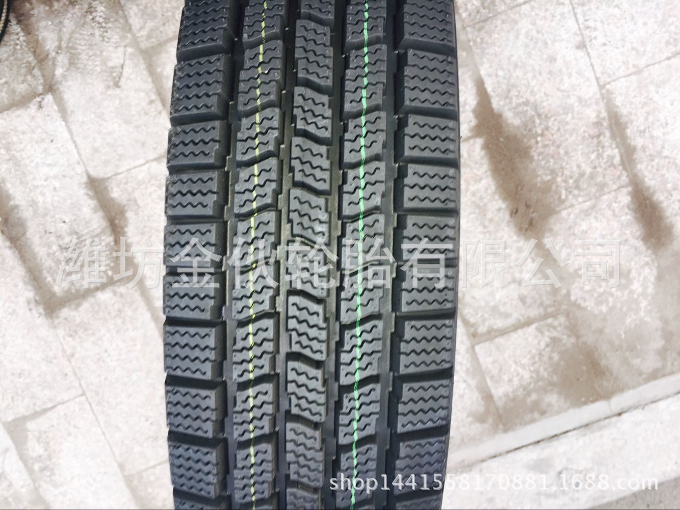 长期供应 6.00R13 雪地花纹 真空半钢 600R13 轻卡载重轮胎