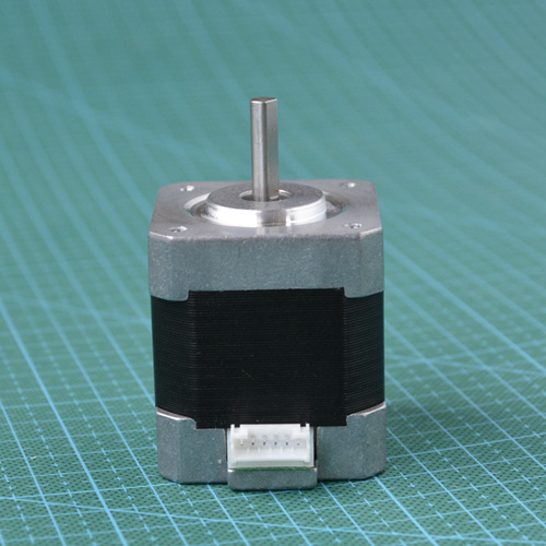 3D打印机42步进电机NEMA17 长度48MM 电流1.68A 单扁轴20 /SM009