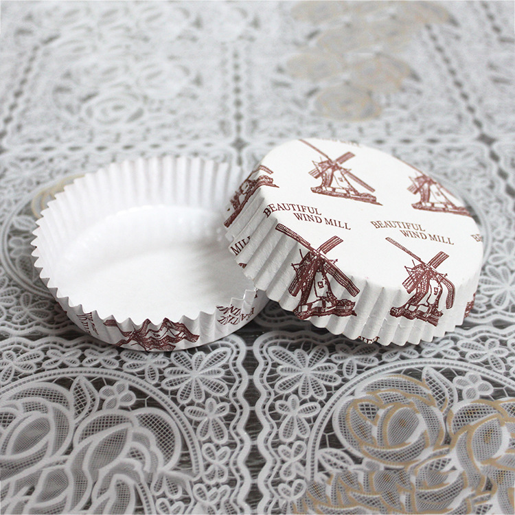 面包垫  蛋糕托 20cm耐高温蛋糕纸杯 110克食品淋膜纸