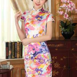 真丝复古经典蚕丝喷绘弹力缎修身双层短旗袍Z0017