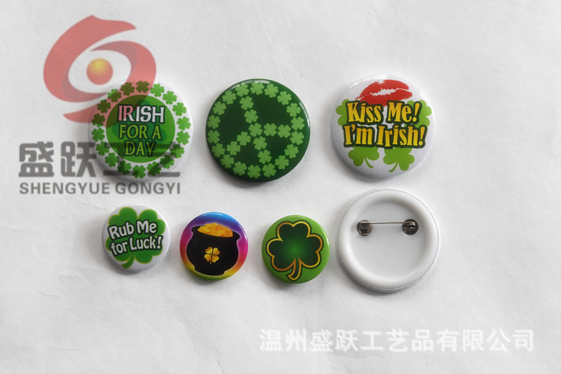 马口铁套装胸章