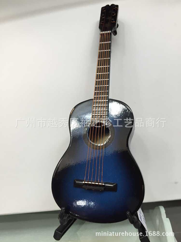 ���ֳߴ�ľ����������ģ��