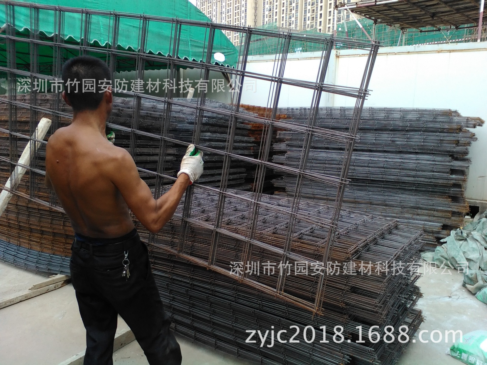 供应铁丝网，建筑网，碰焊网，抹墙建筑网网片钢丝防护网坚固