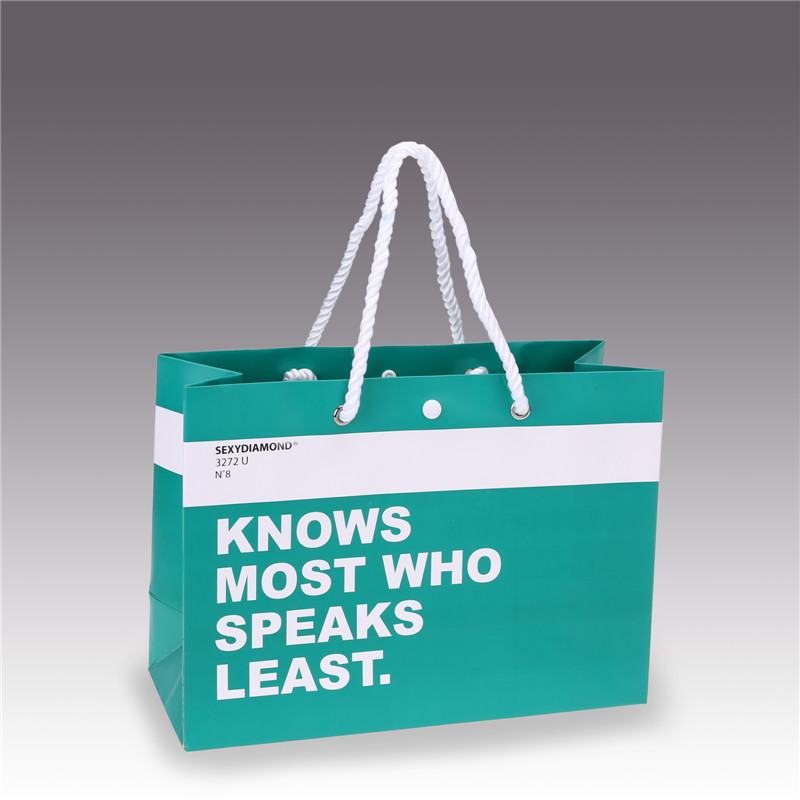 优质手提袋 服装购物袋 礼品包装袋 环保牛皮纸袋定制印LOGO批发