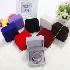 绒布手镯盒 绒布手链盒 时尚多色绒布盒 高档绒布珠宝盒定做 2550505493_907448443.230x230.jpg