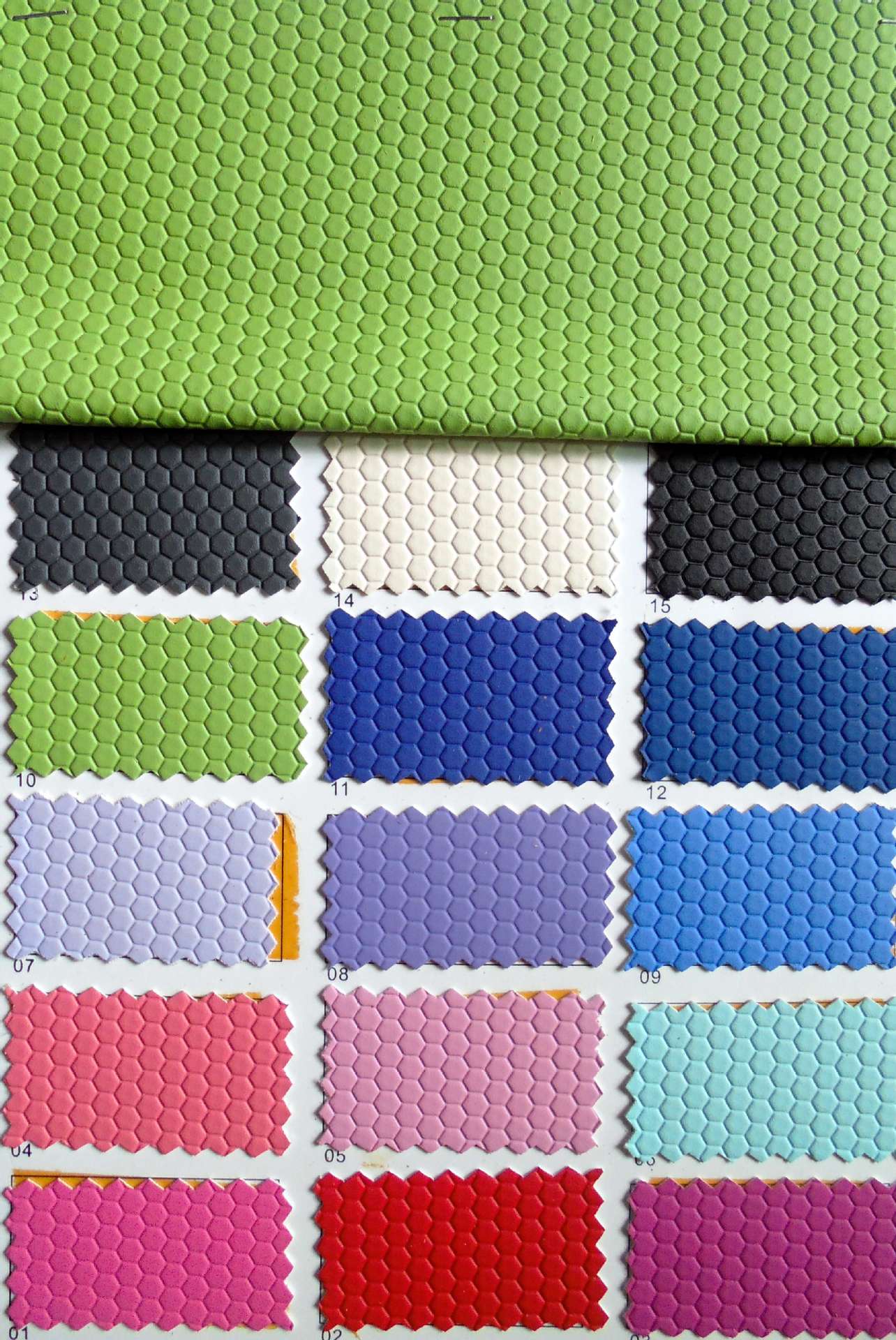 供应大六角压纹PU皮革 球纹皮革 电子产品专用皮革 包装革