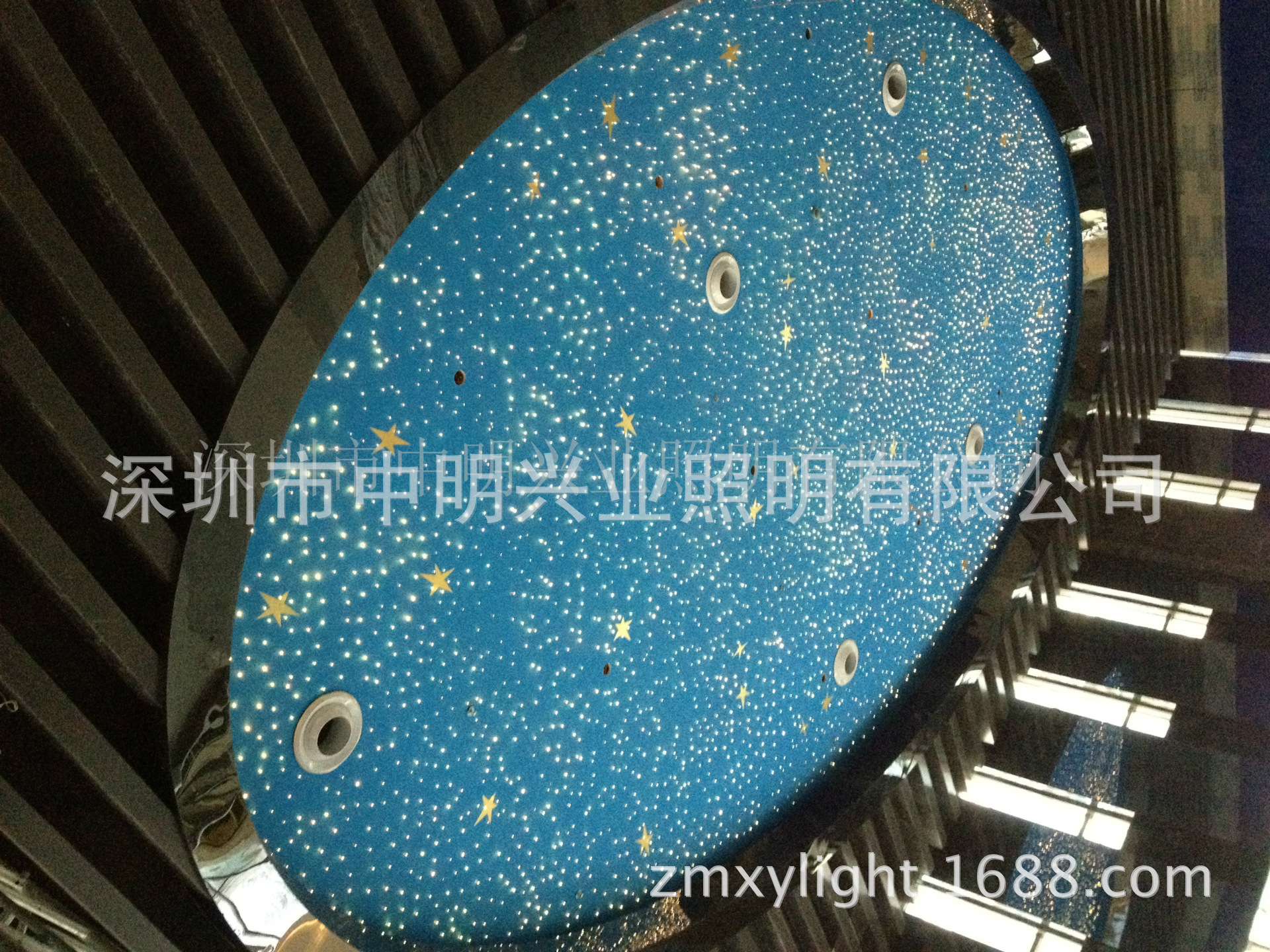 ���ҹ�ӦӰԺ���ù��˵������ǵ����ʻ��컨LED�߲ʱ�ɫ�ǿն�