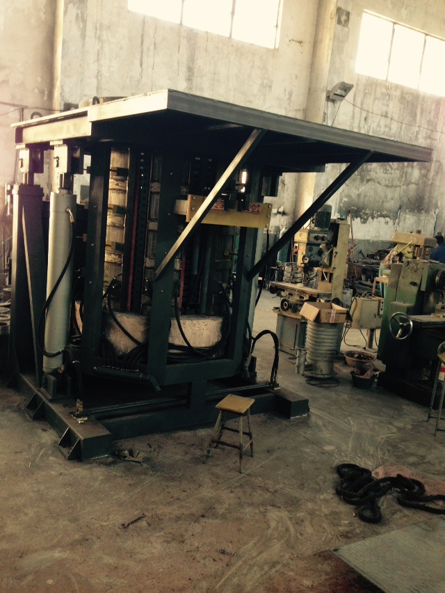 环保节能型3吨钢壳磁轭中频熔炼炉