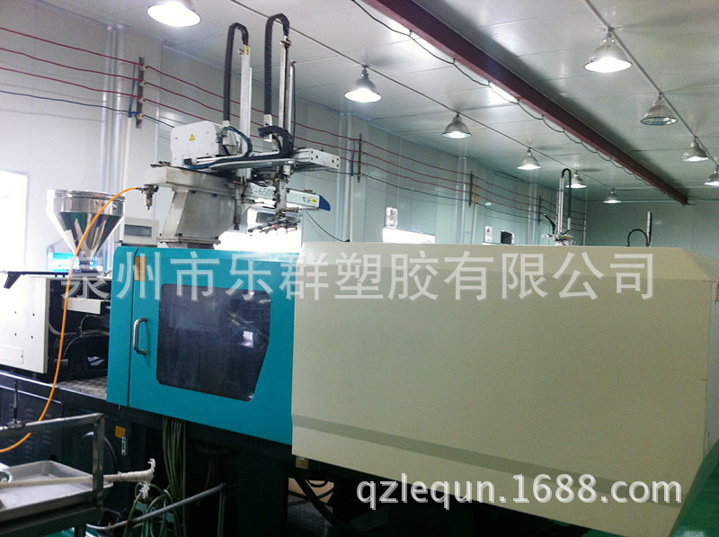注塑机5号