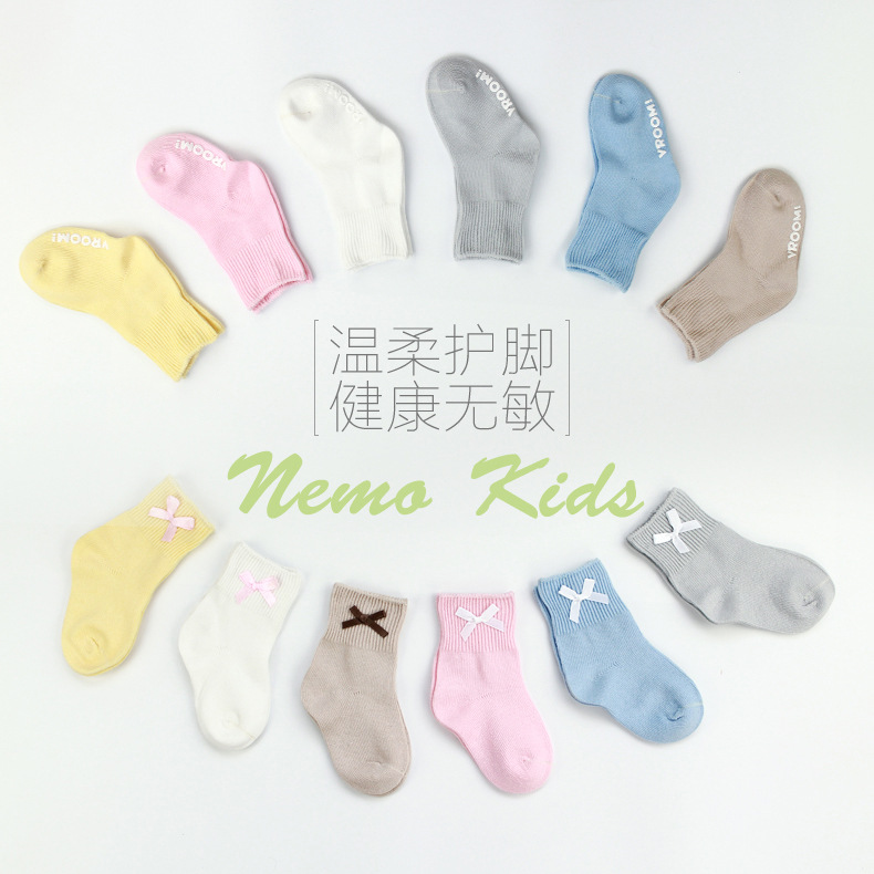 Algodón peinado anti-pilling suave aguja DOBLE BOCA suelta calcetines de bebé lindo arco dispensación antideslizante calcetines de los niños