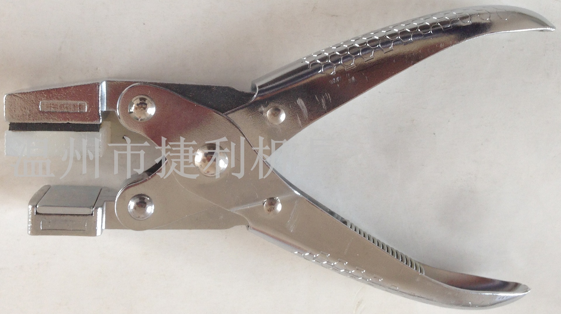 供应手机套打孔器 手机贴膜打孔机JL150(新产品) [32年生产企业]