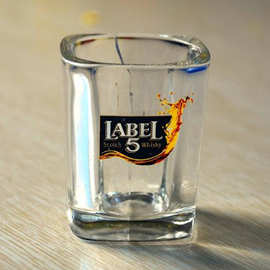 厂家直销四方威士忌酒杯 烈酒杯玻璃鸡尾酒杯 高档品质值得信赖