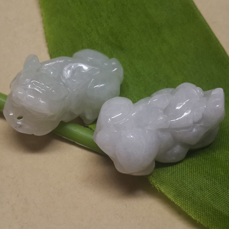 坠_貔貅吊坠 低价珠宝金店翡翠货源貔貅产地直