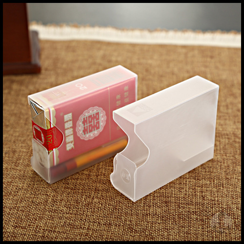 Wholesale plastic cigarette packs Eco-friendly plastic dual-use cigarette packs Soft pack cigarette packs Lighter boxes Chao Bo transparent