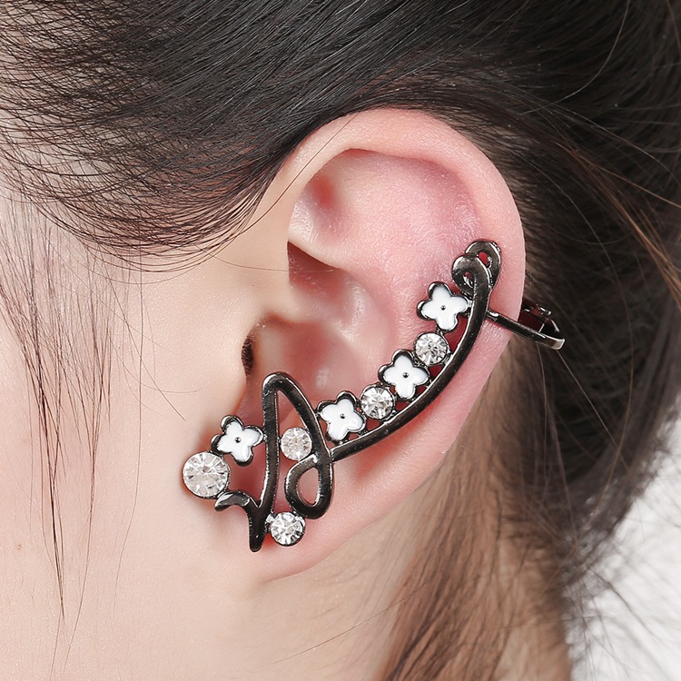 Plum Inlaid Crystal Hypoallergenic Ear Clip display picture 5