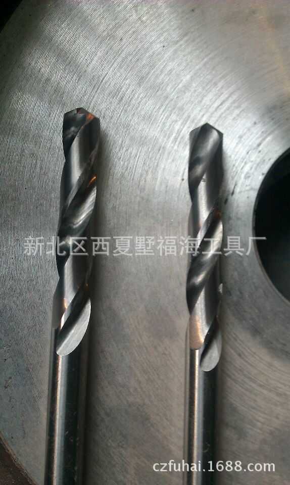 420A2052A21BD928095F96683175F2