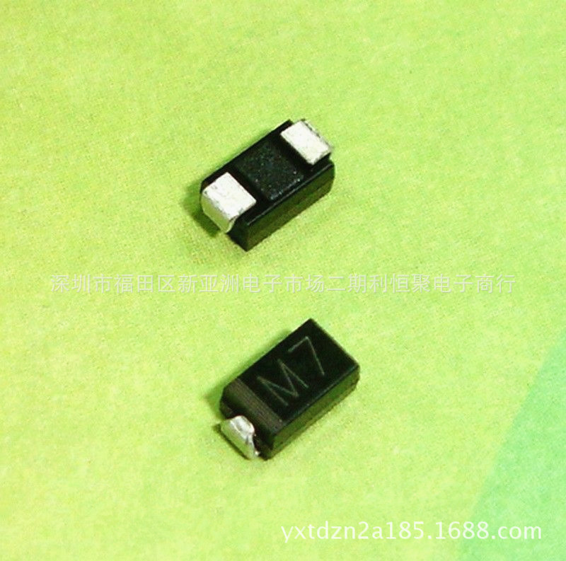厂家直销1N4007 M7 贴片DO-214AC 1A/1000V 整流二极管 质量稳定