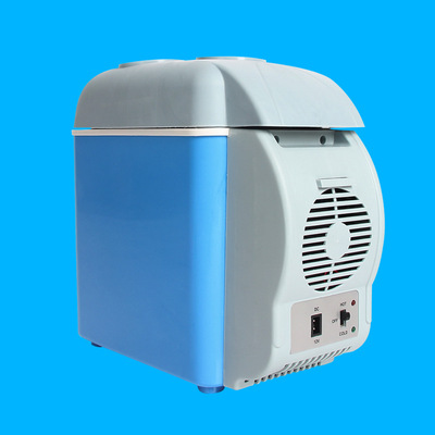 Supply wholesale 7.5L vehicle Household refrigerators 12V Hot and cold boxes Car refrigerator Mini Small refrigerator Cup seat