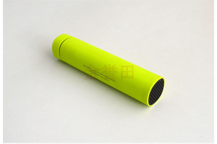 power-bank-speaker1_11