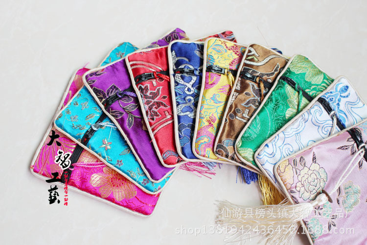 Factory wholesale beads bracelet brocade box bracelet box brocade bag gift jewelry packaging box