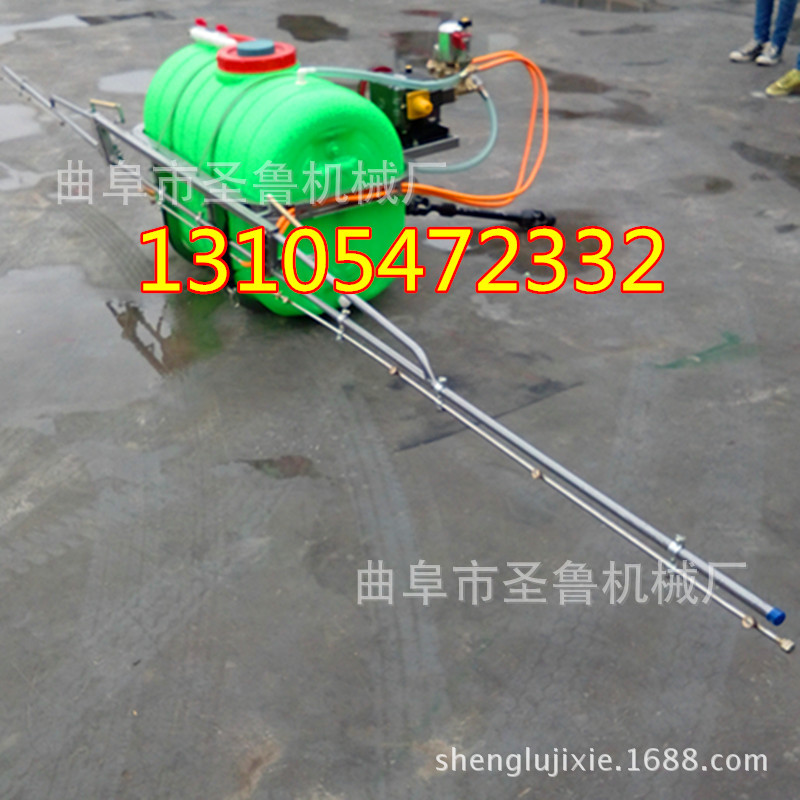 拖拉機(jī)打藥機(jī)