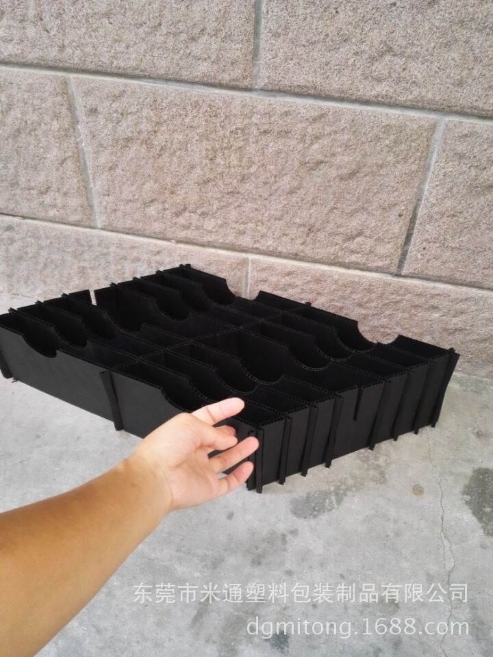 供应珠海 环保出口塑料万通板刀卡 PP钙塑板免费设计刀卡厂价直销