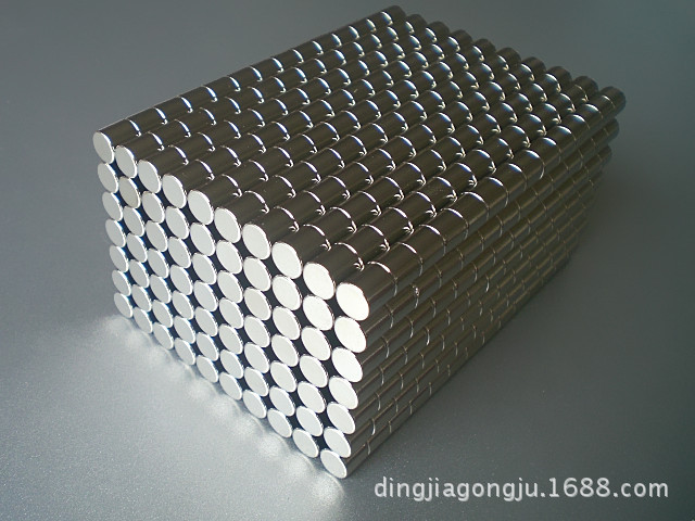 供应优质8x8mm强磁镀镍 钕铁硼圆形强力磁铁  磁石吸铁石磁钢