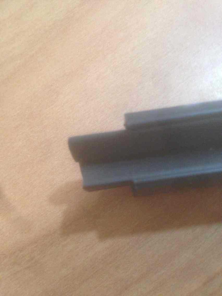 供应  铝合金橡胶植绒橡胶条  推拉窗橡胶植绒密封条