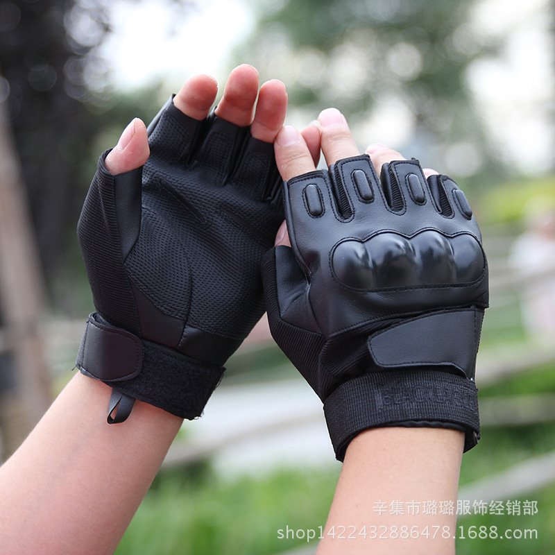 Tactics travel gloves for gym