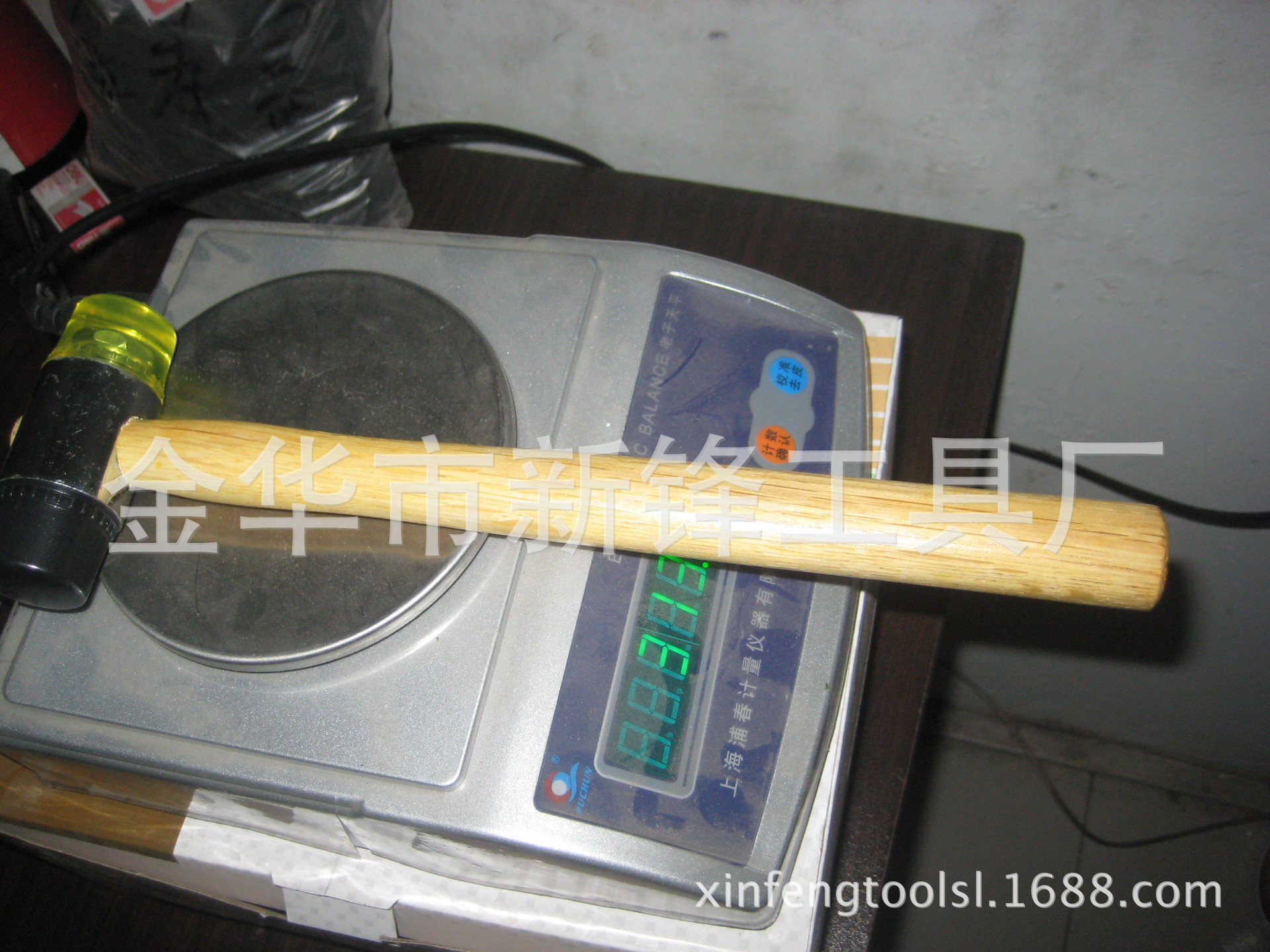 厂家供应黑黄塑料头 木柄安装锤 拍卖锤 安装锤 胶锤可更换头锤