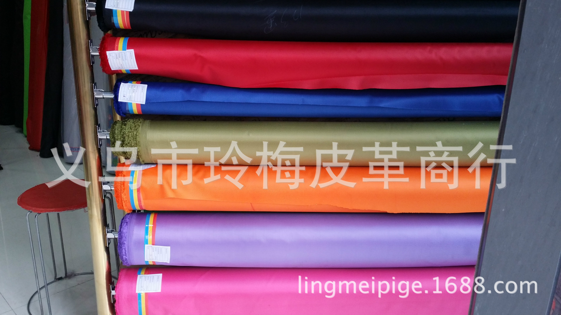 厂家直销 牛津布1680D双股 优力胶涂层 箱包面料